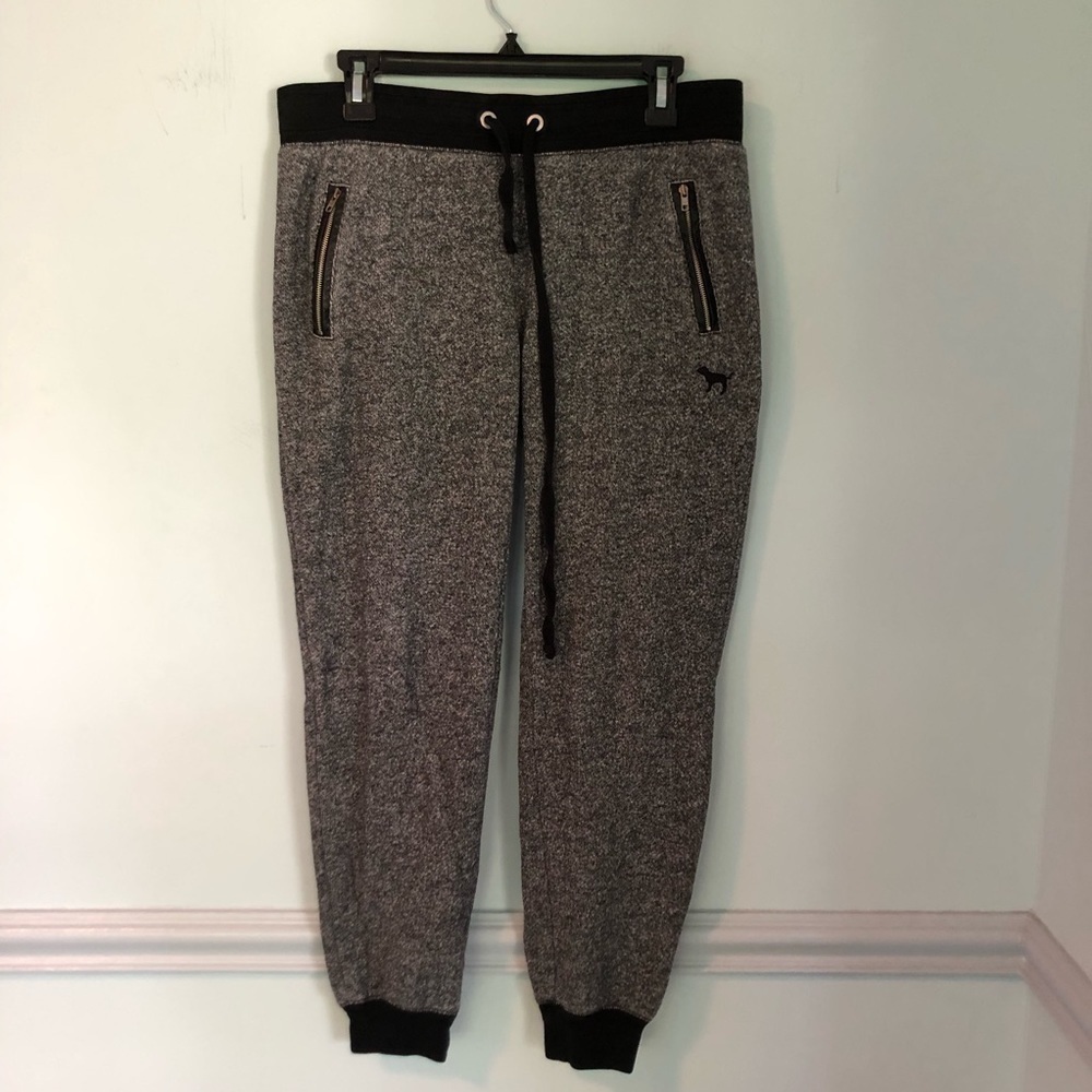 PINK Victoria’s Secret Gray & Black Sweat Pants Size Small